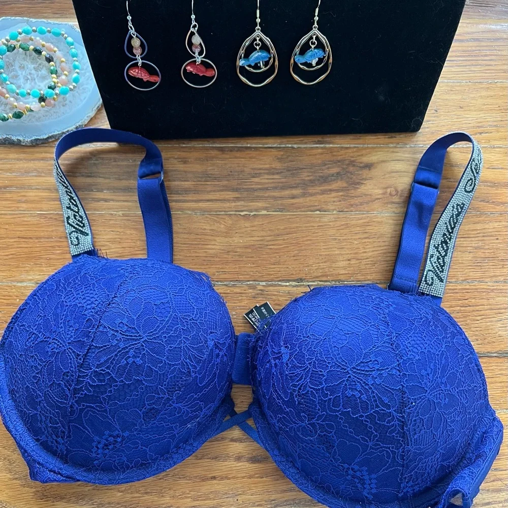 Victoria's Secret Blue Lace Bra with Adjustable Straps - Picture 1 of 4